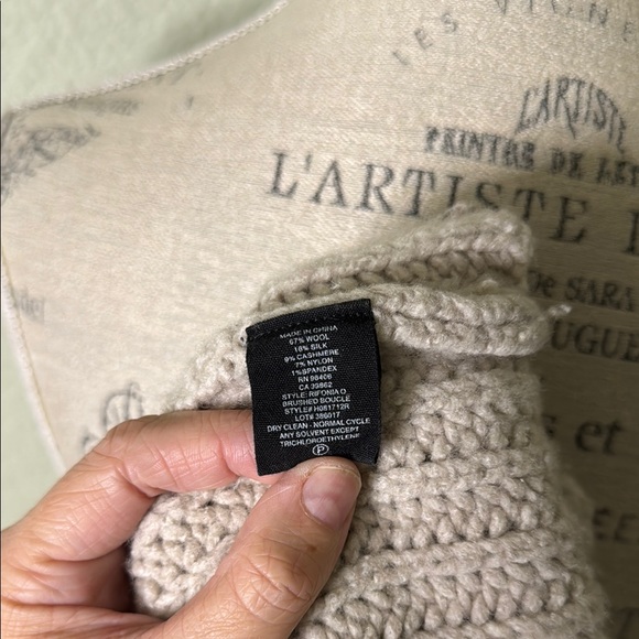 Theory Cream Cashmere Wool Sweater - Picture 6 of 6